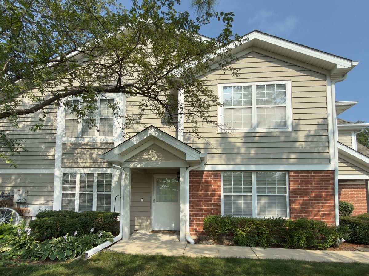  For Sale Schaumburg Illinois, 322 Winfield Court
