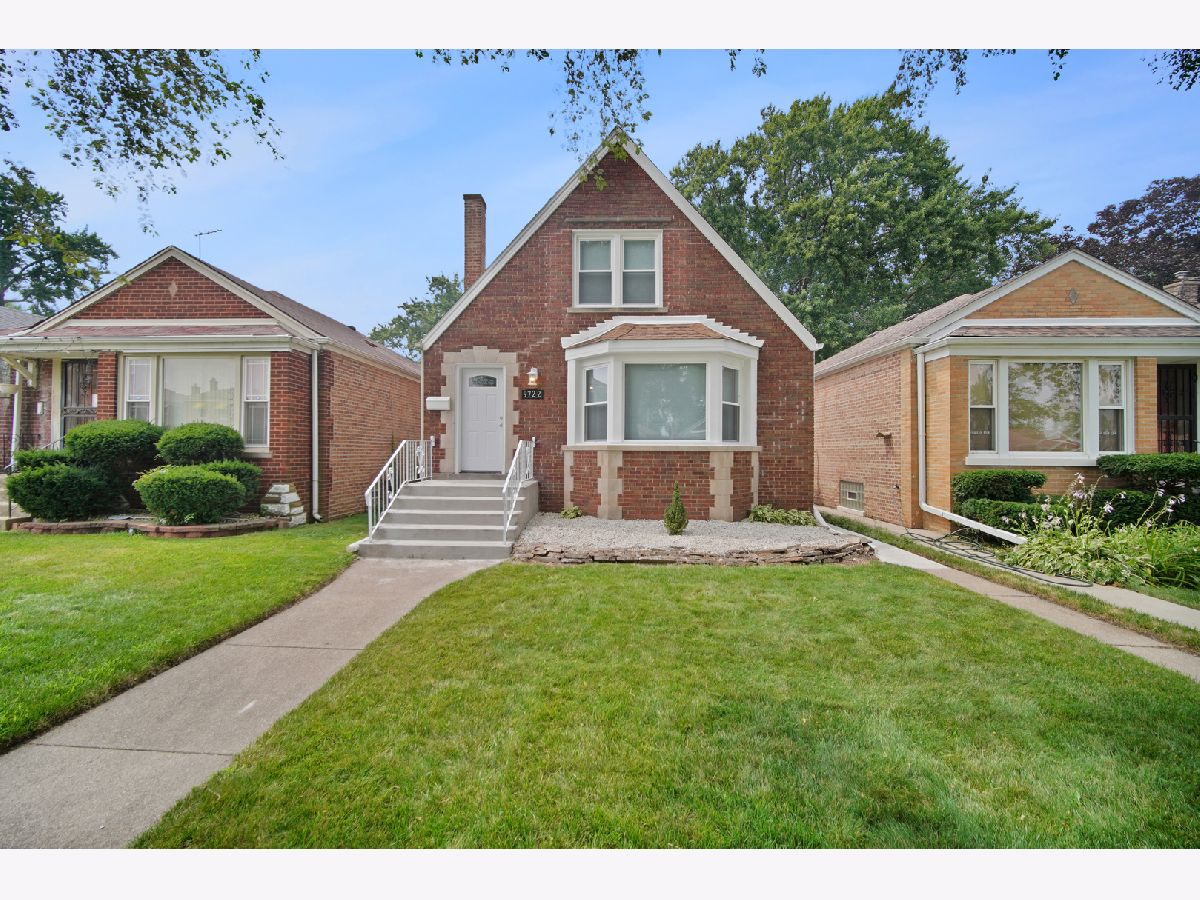  For Sale Chicago Illinois, 9722 Ellis Avenue