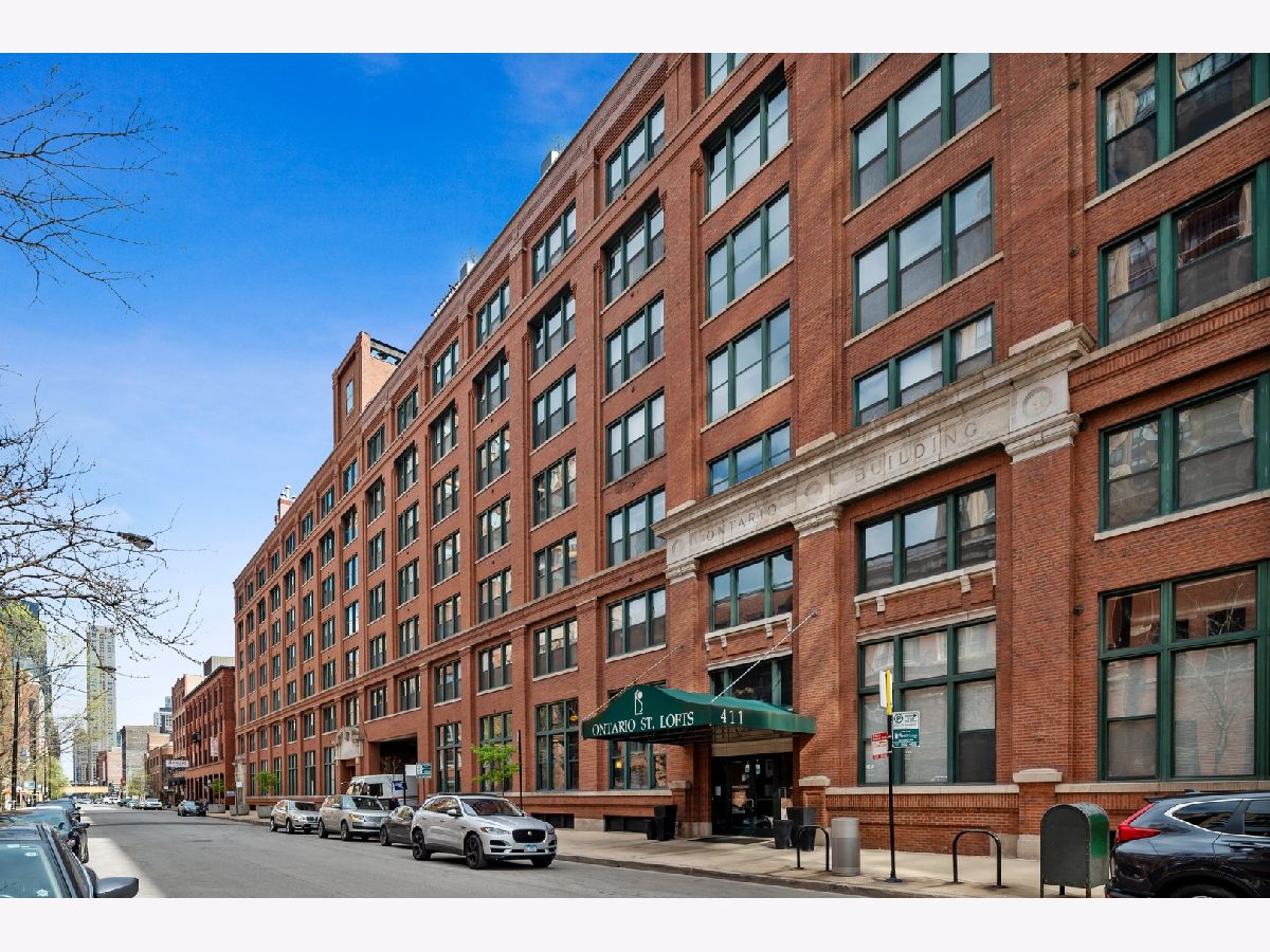 Condominiums For Sale Ontario Street Lofts Chicago Illinois, 411 Ontario Street