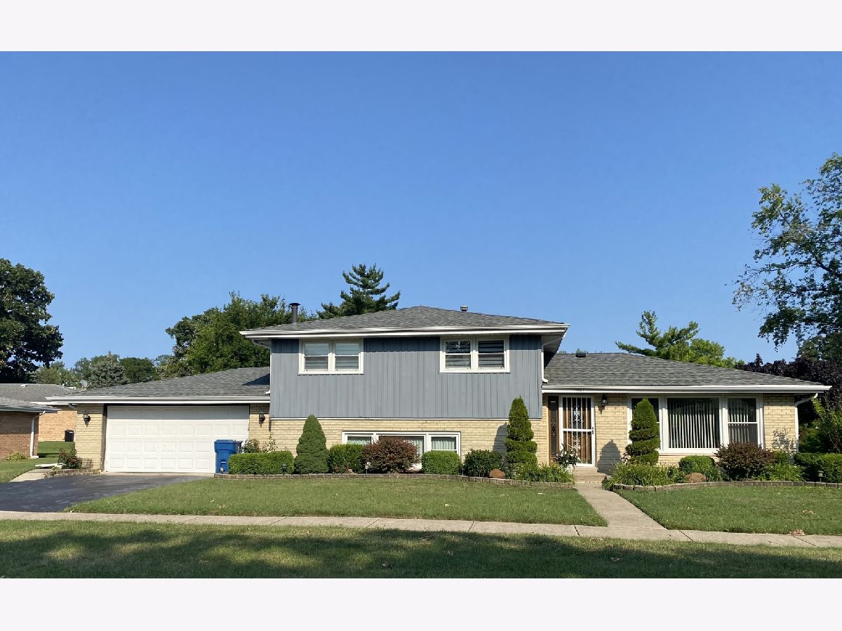  For Rent Palos Hills Illinois, 10507 Terry