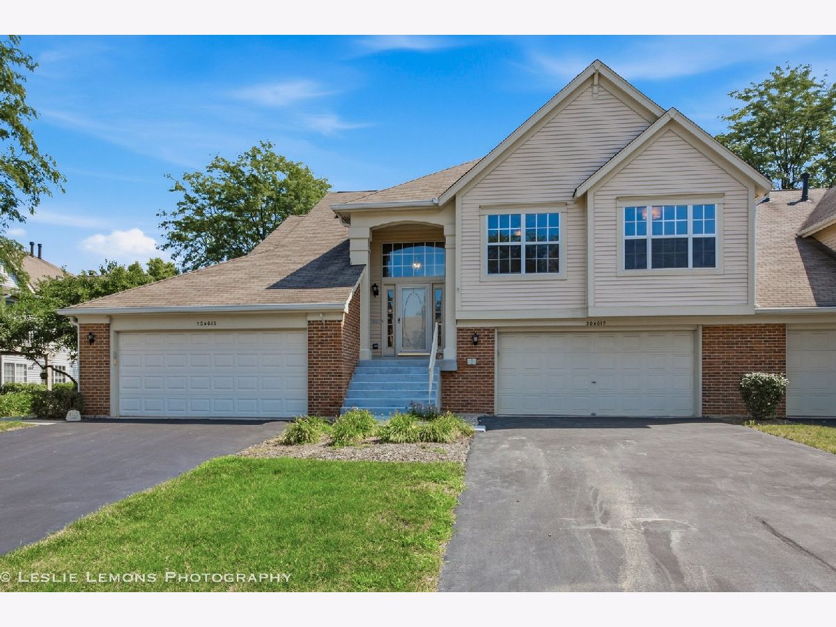  For Sale Warrenville Illinois, 30W015 Juniper Court