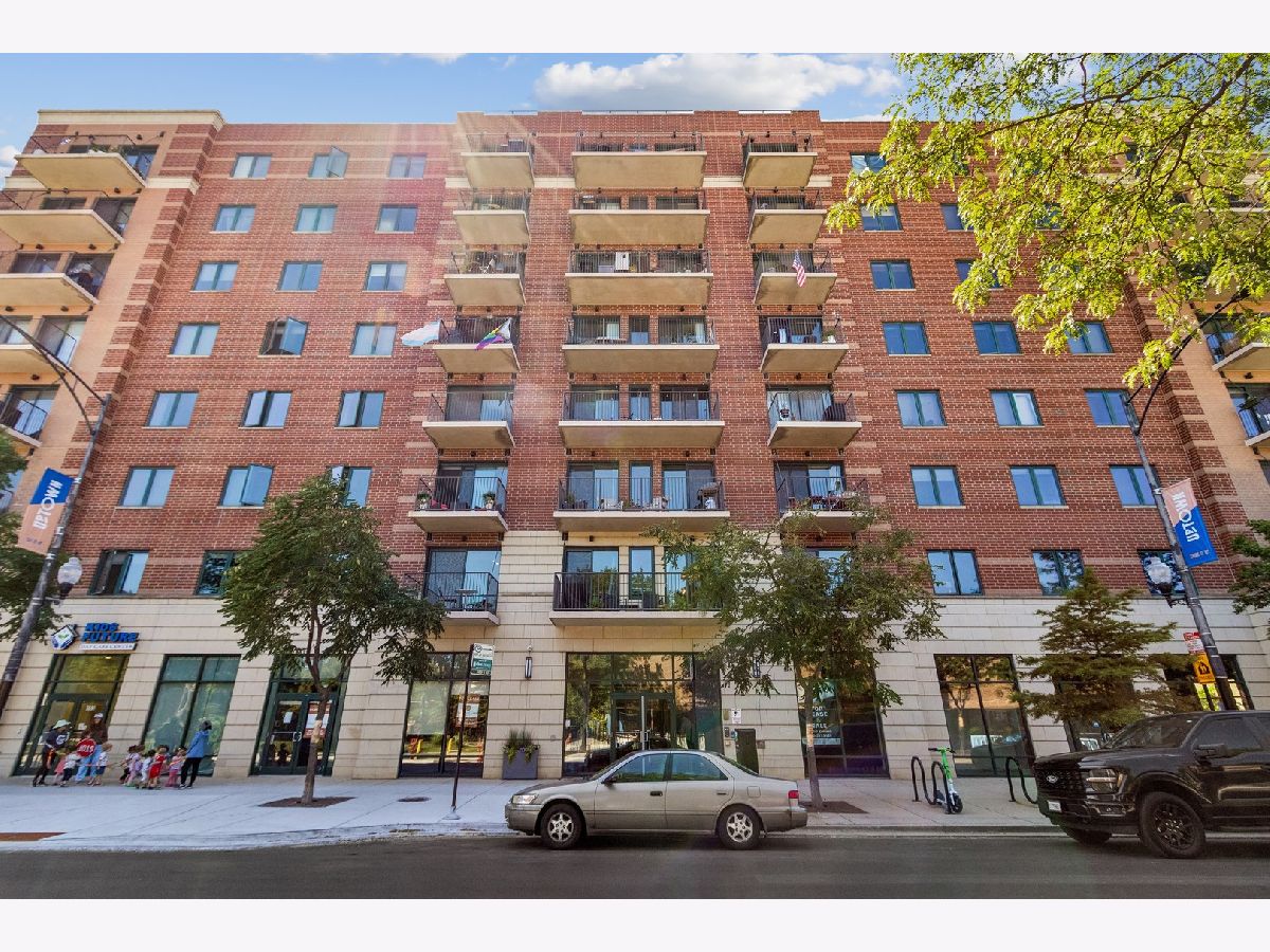 For Sale Chicago Illinois, 4848 Sheridan Road