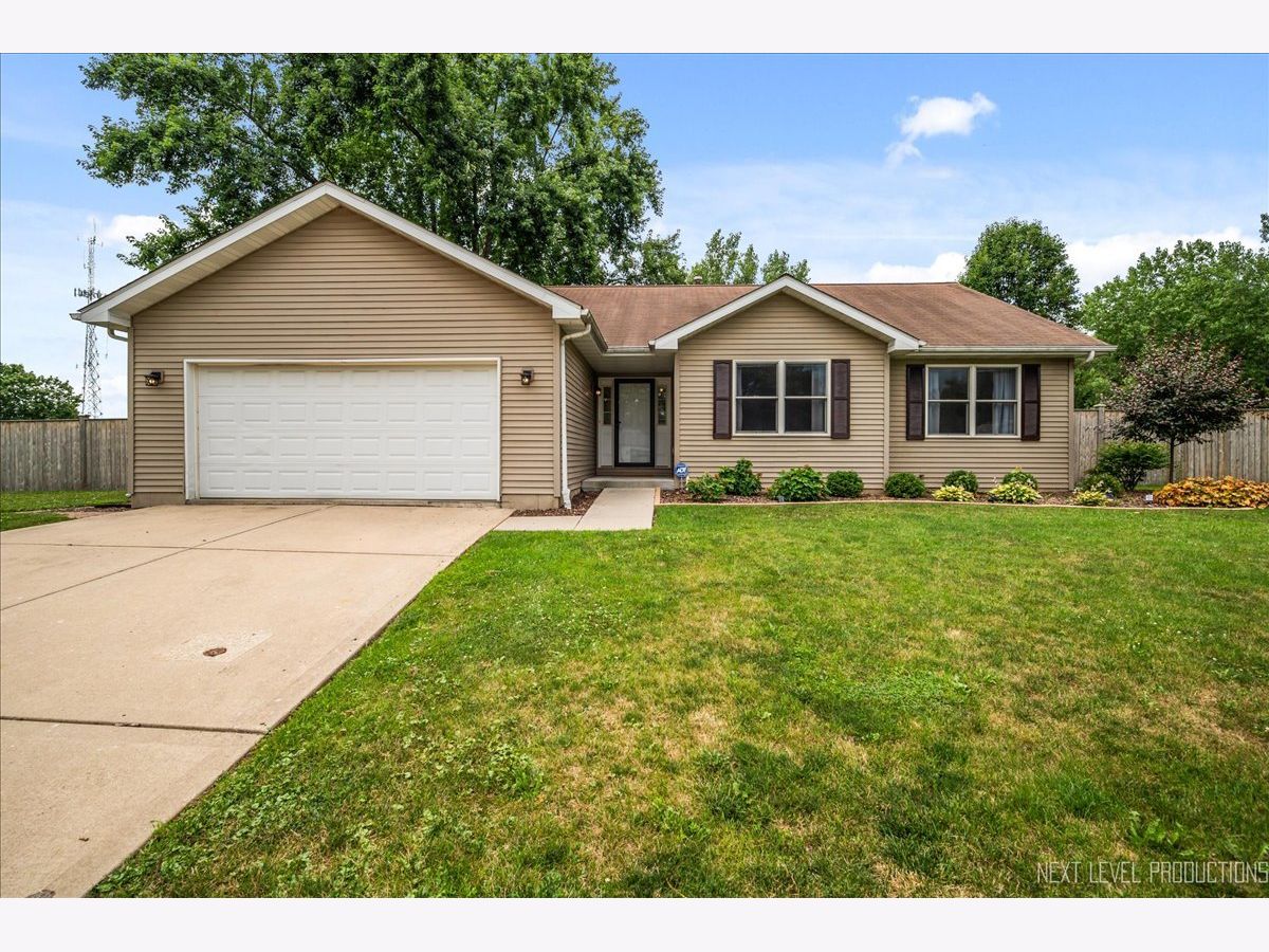  For Sale Morris Illinois, 1512 Jodi Court