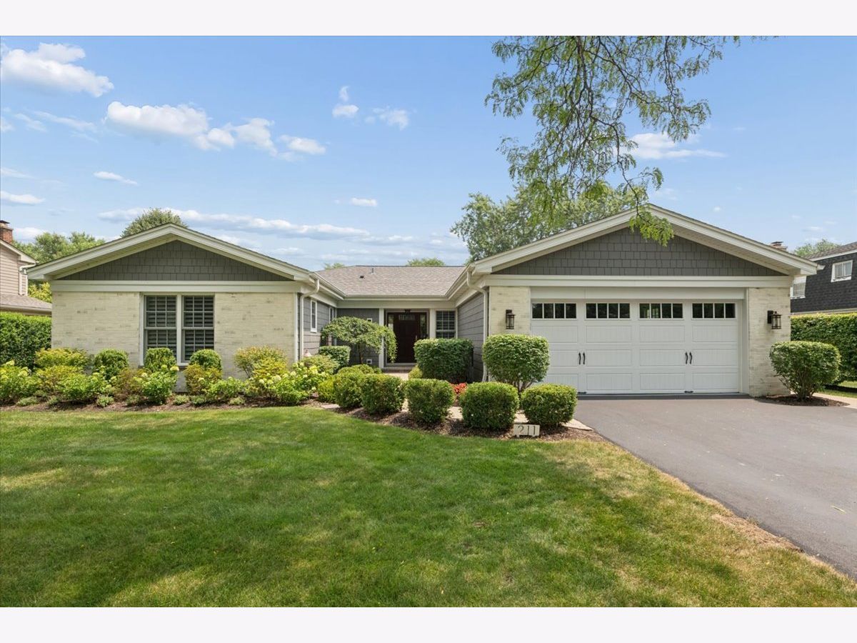  For Sale Deerfield Illinois, 211 Kenmore Avenue
