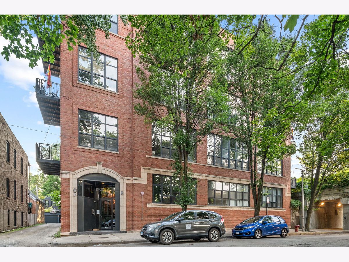  For Sale Chicago Illinois, 1750 Wolcott Avenue