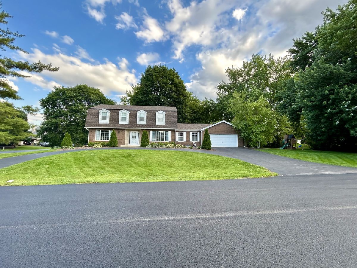  For Rent Naperville Illinois, 10S450 Windjammer