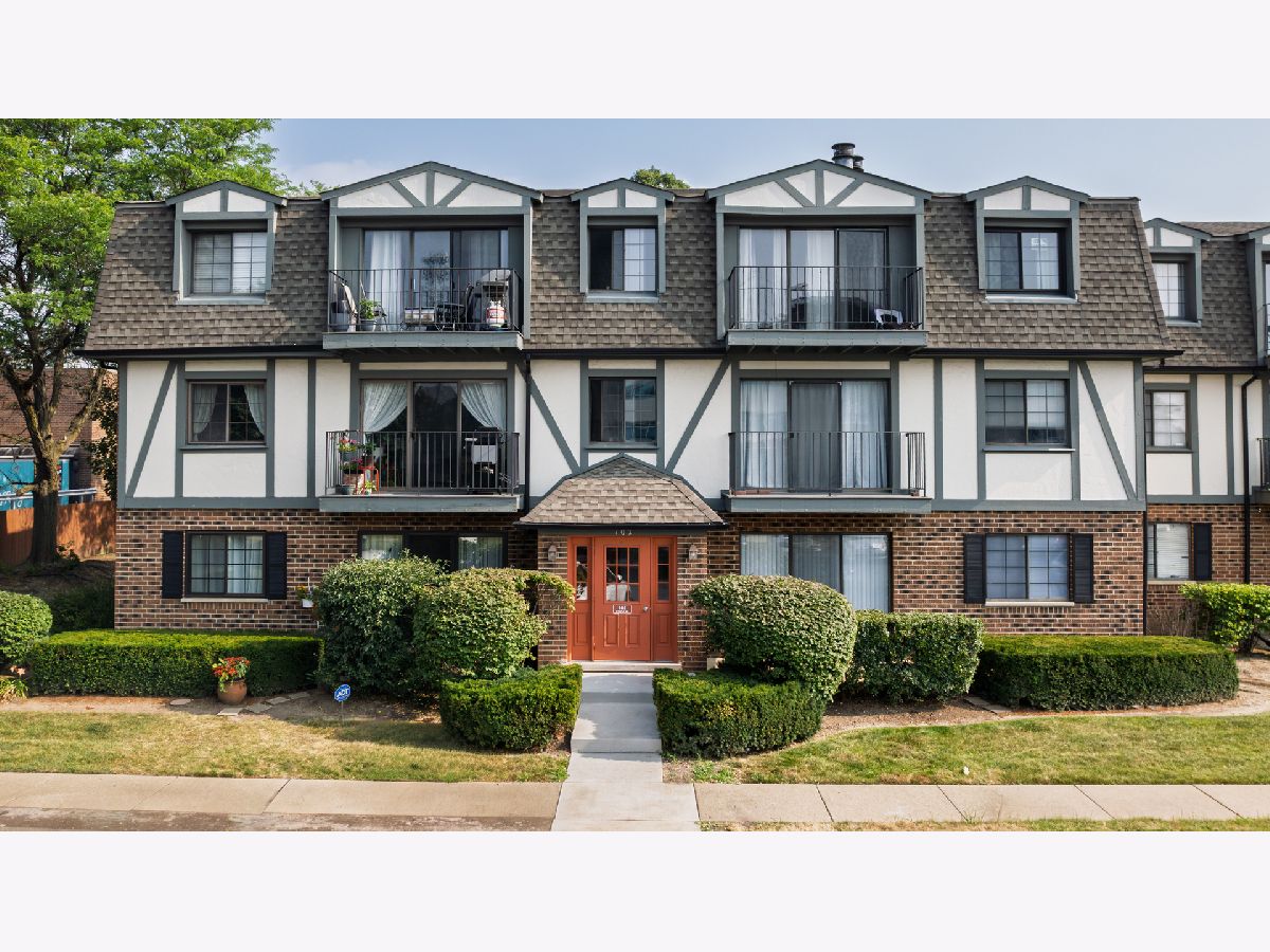  For Sale Buffalo Grove Illinois, 102 Steeple Drive
