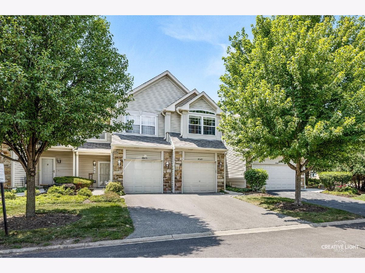  For Sale Carpentersville Illinois, 8145 Sierra Woods Lane
