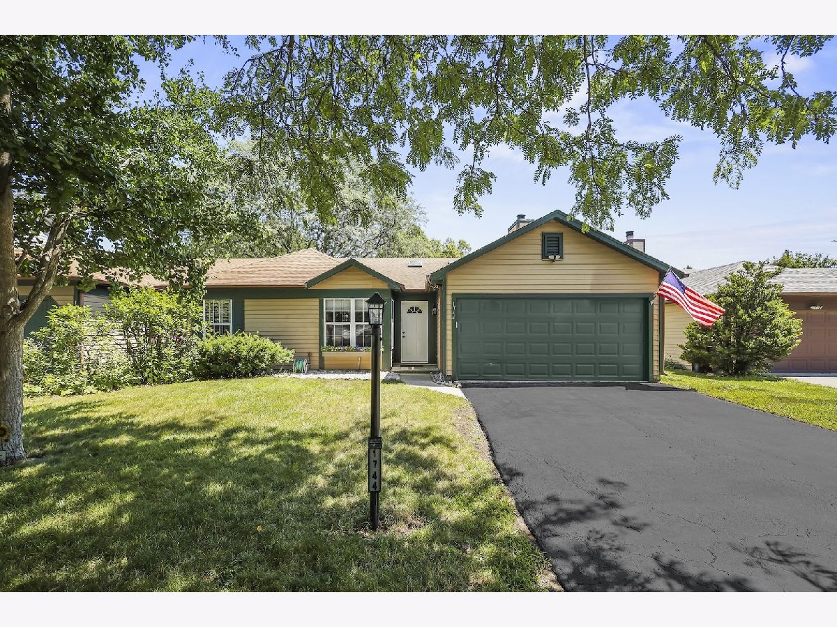  Sold Naperville Illinois, 1744 Ranchview
