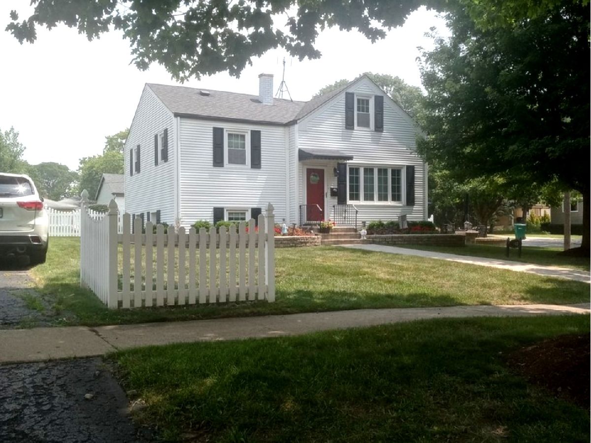  For Sale Lombard Illinois, 943 Charlotte Street