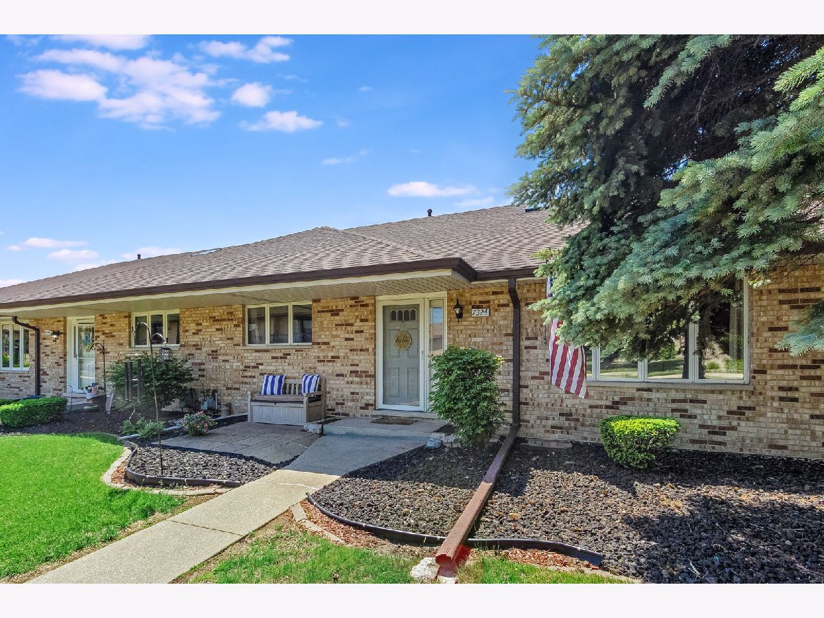 Homes & Townhomes & Condos For Sale Catalina Orland Park Illinois, 7324 152nd Street