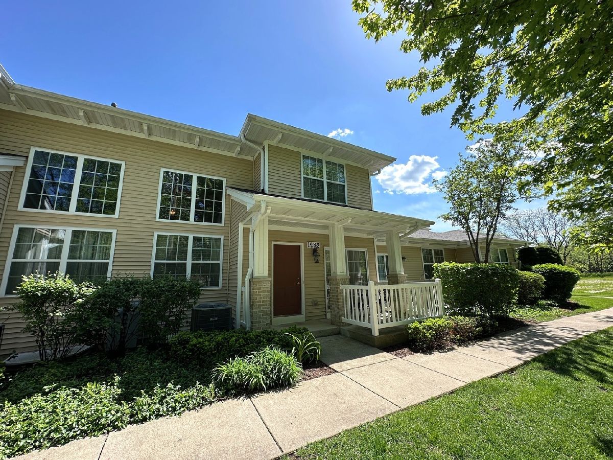  For Rent Crystal Lake Illinois, 1282 Walnut Glen