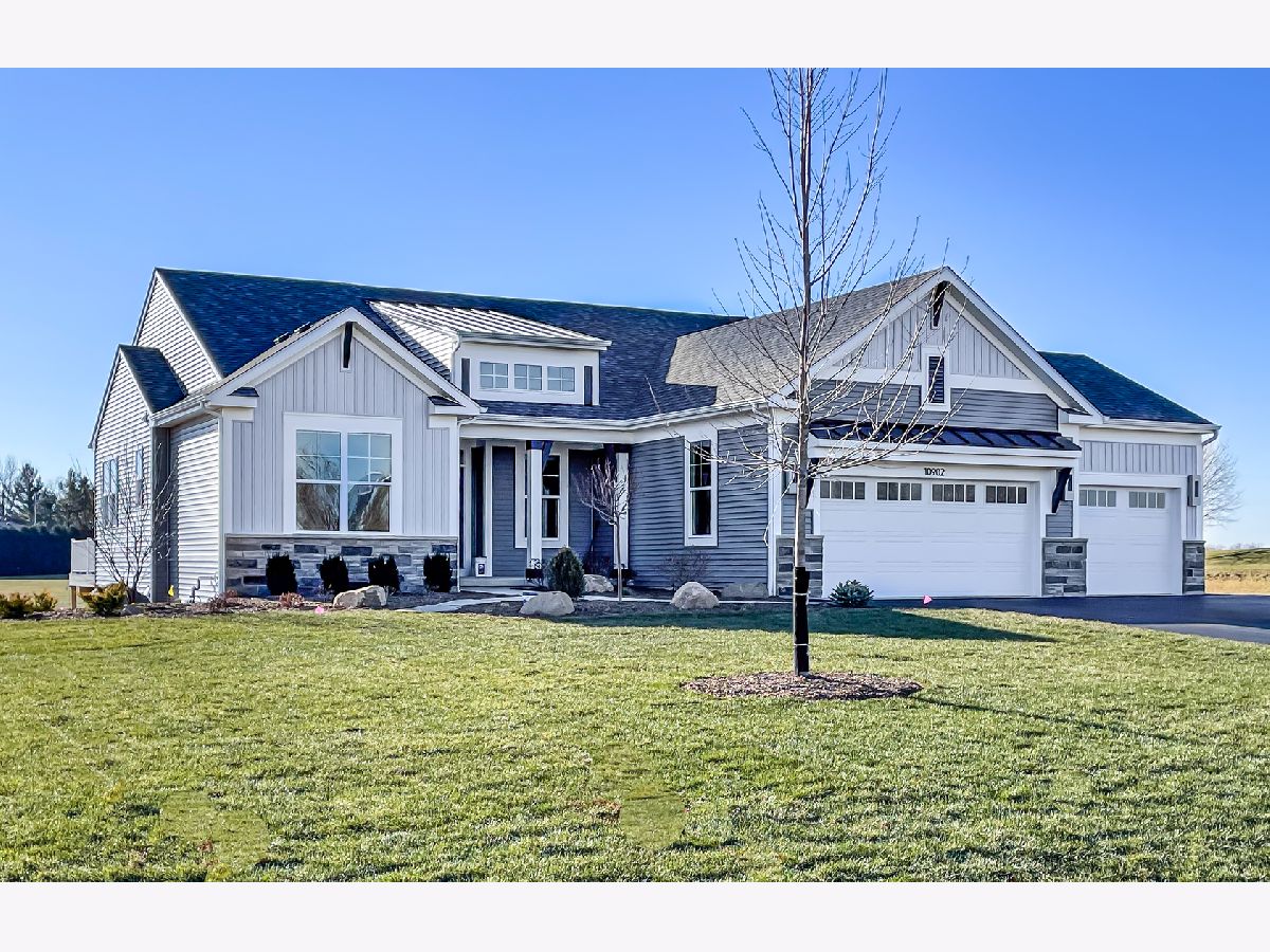  For Sale Mundelein Illinois, 21377 Sylvan Drive
