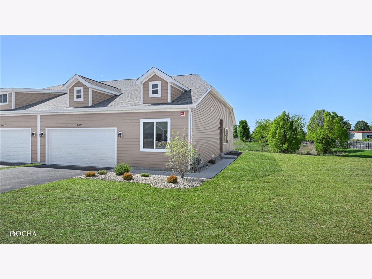  For Sale Yorkville Illinois, 3999 Shoeger Drive