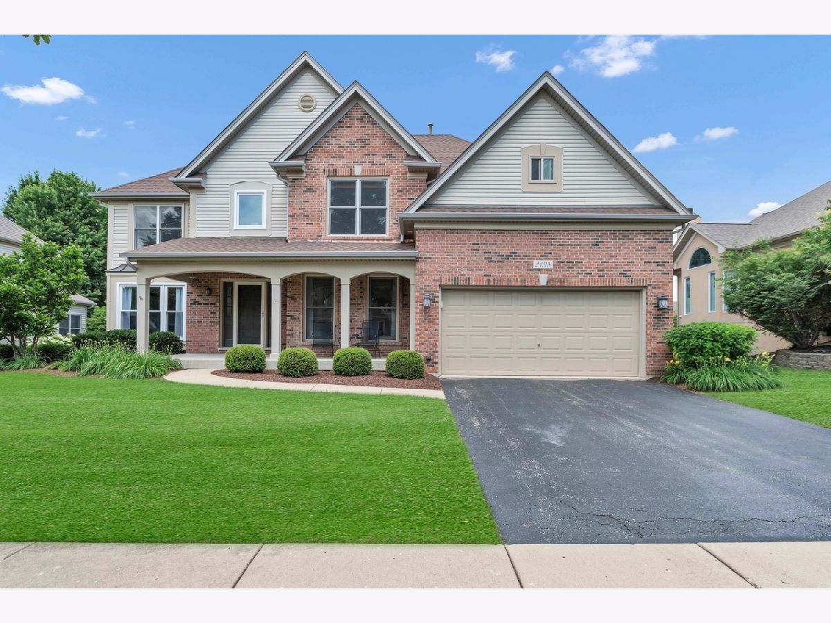 Homes & Townhomes & Condos For Sale Thornwood South Elgin Illinois, 2198 Sutton Drive