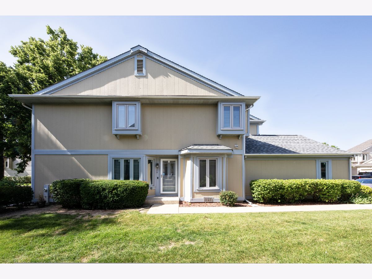  For Rent Deerfield Illinois, 329 Redwing