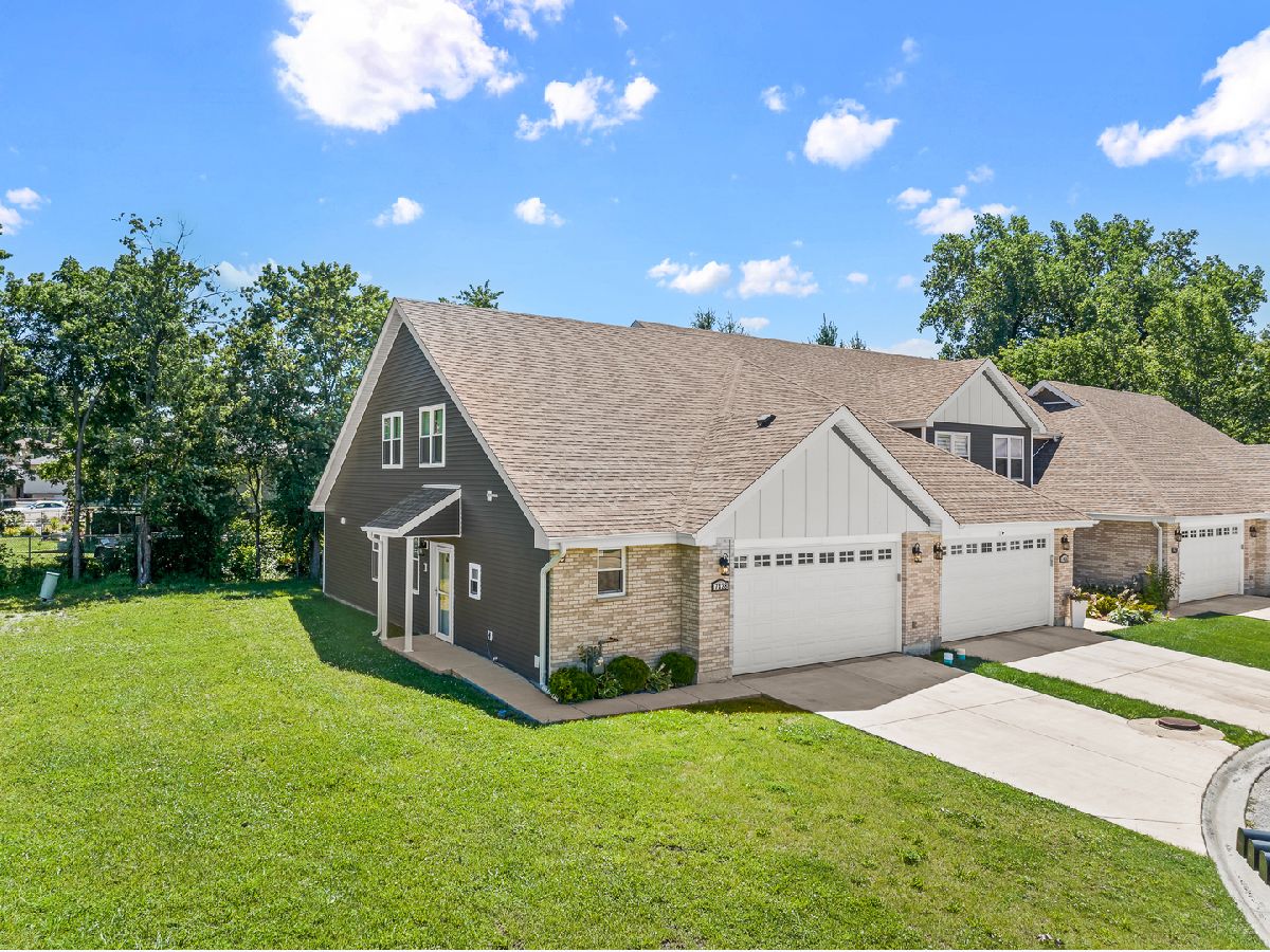  For Sale Justice Illinois, 7428 Covington Drive