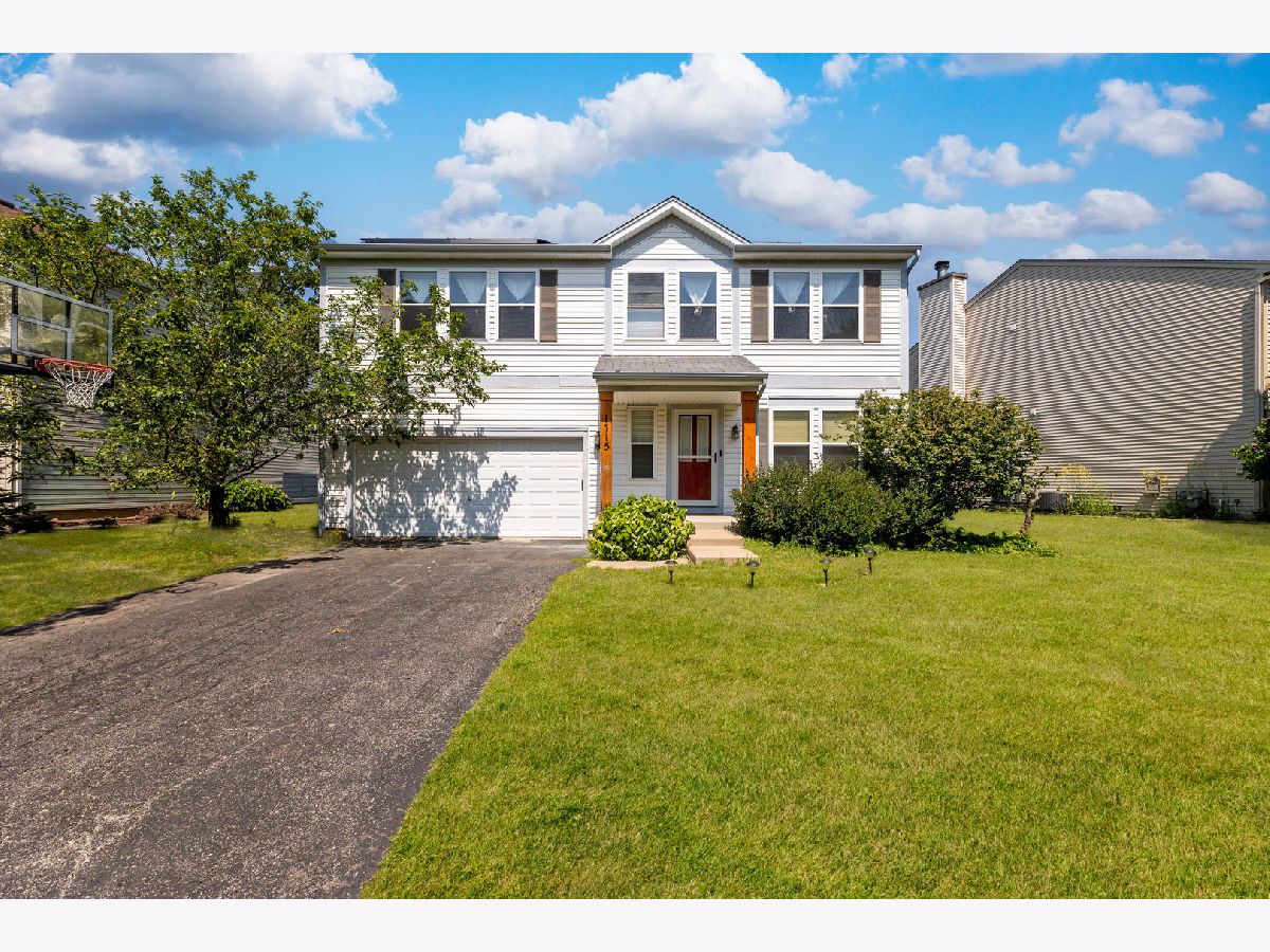Homes & Condos & Townhomes For Sale Fairfield Way Montgomery Illinois, 1715 Ivy Lane