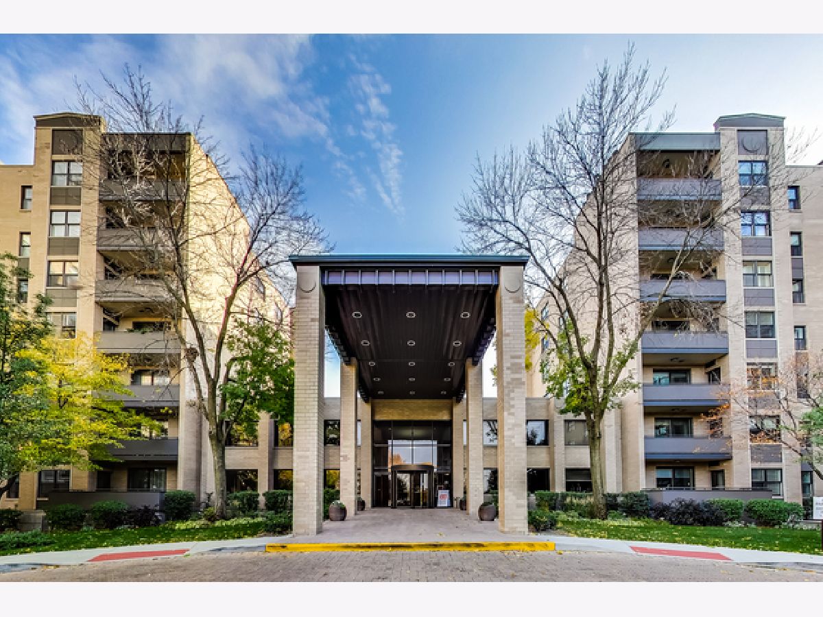  For Sale Lincolnwood Illinois, 4545 Touhy Avenue