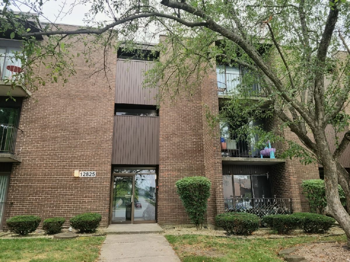  For Sale Alsip Illinois, 12825 Kenneth Avenue