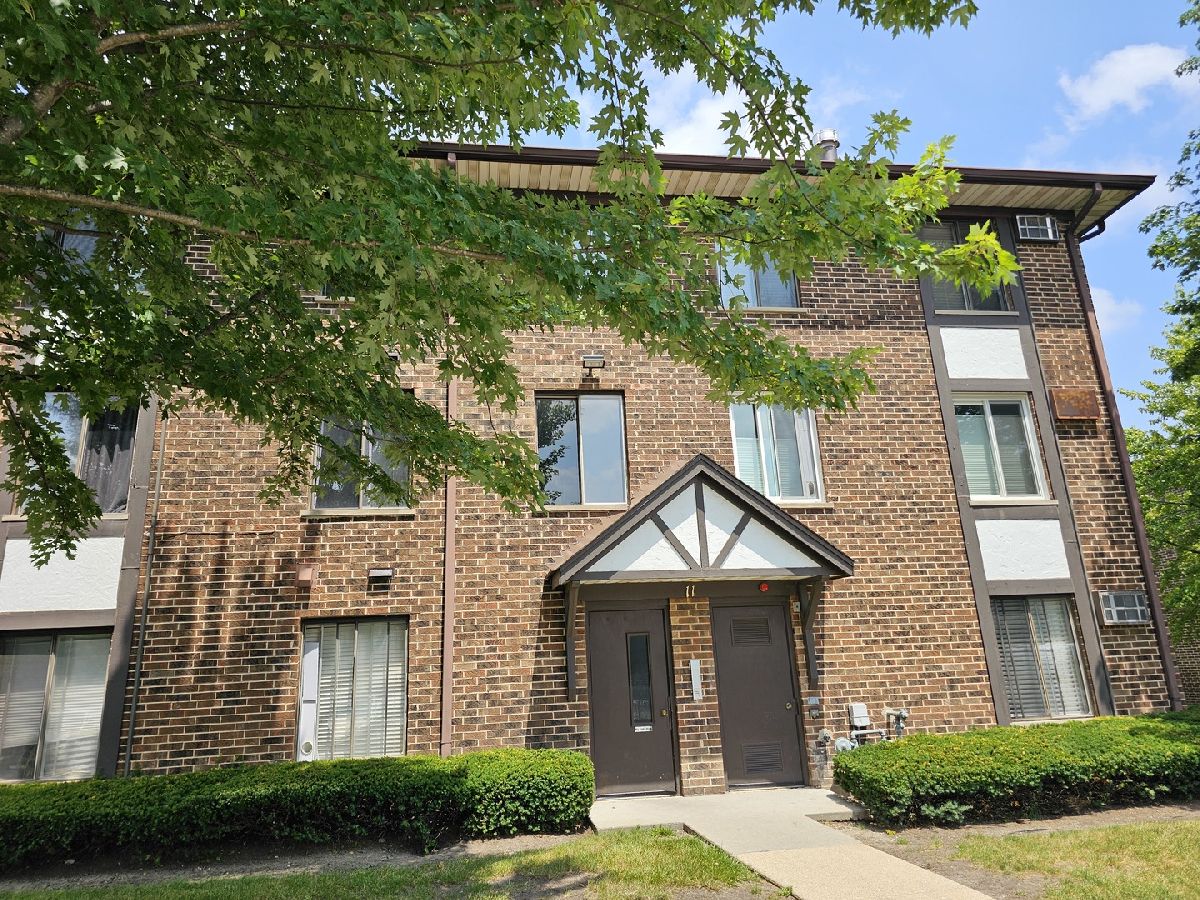  For Sale Vernon Hills Illinois, 11 Crestview Lane