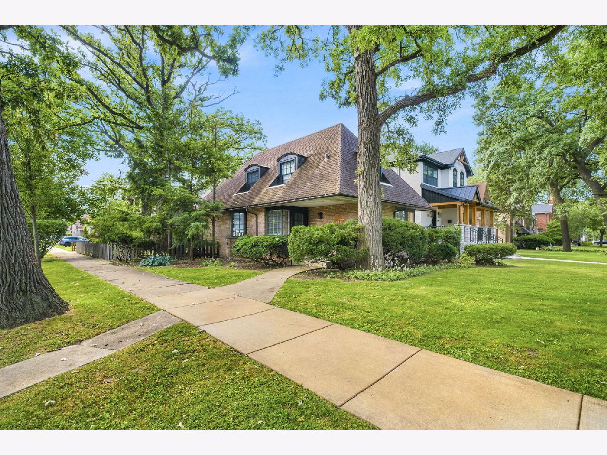  For Sale Chicago Illinois, 10403 Talman Avenue