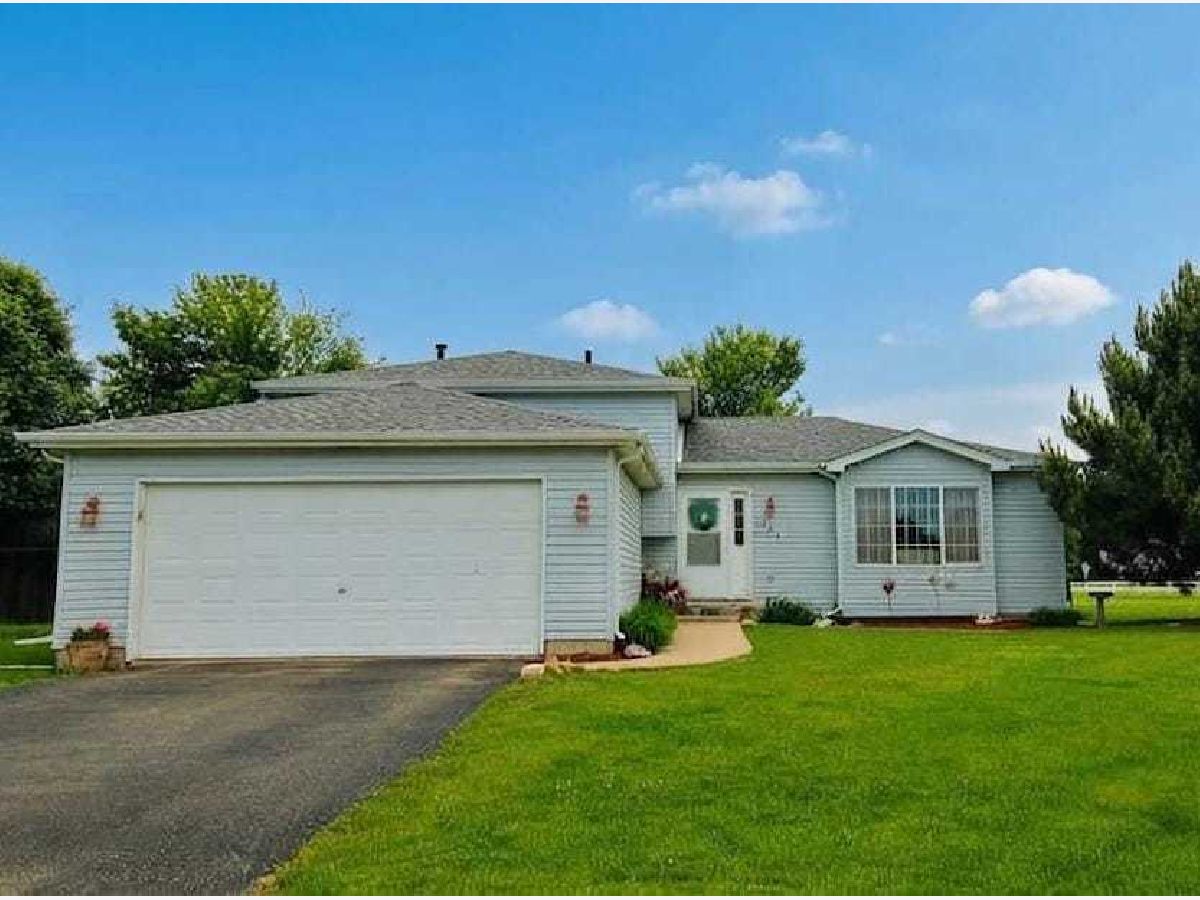  Rented Minooka Illinois, 1306 Shannon