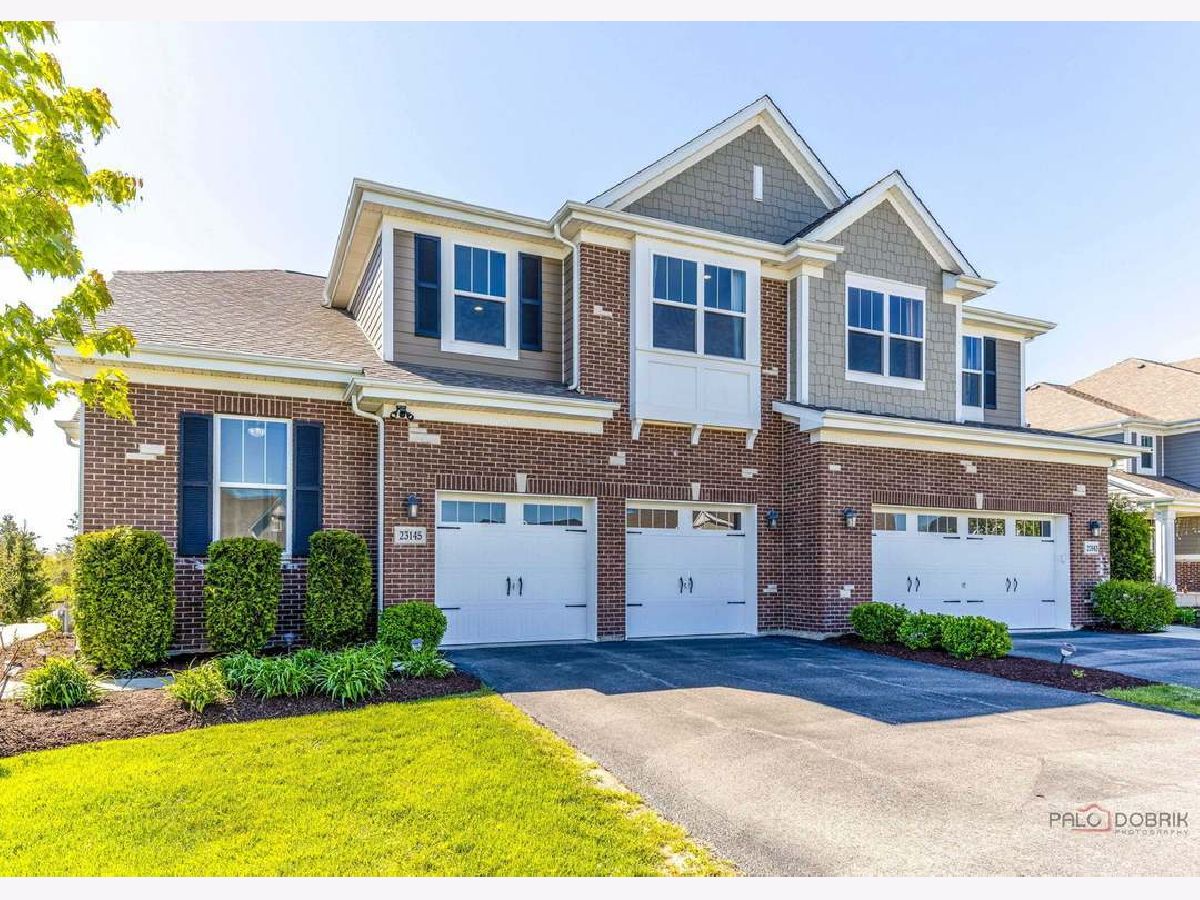  For Sale Kildeer Illinois, 23145 N Pinehurst Drive