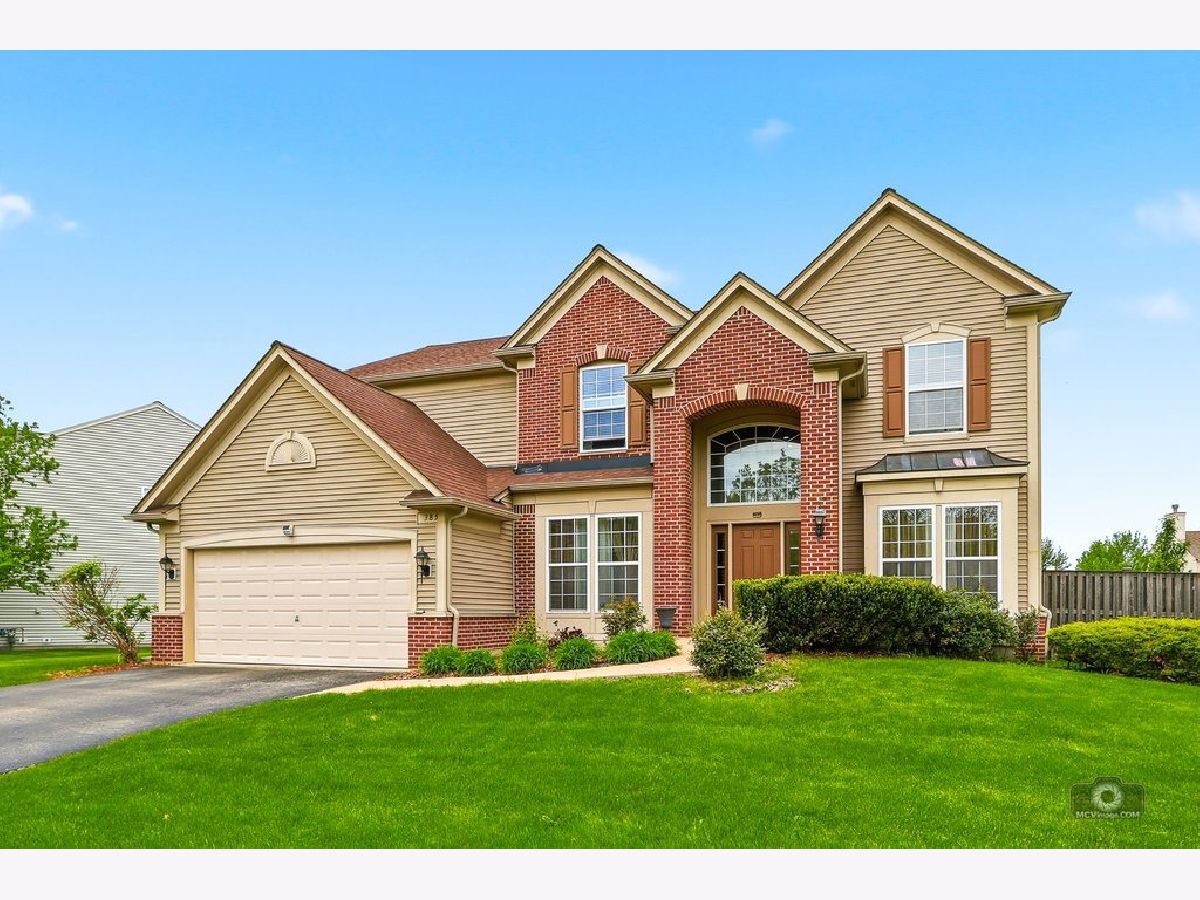  For Sale Bolingbrook Illinois, 385 Marshall Ash Street