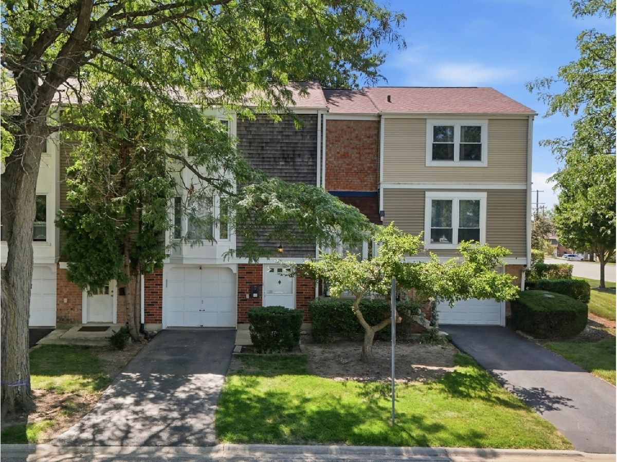  For Sale Hoffman Estates Illinois, 1996 Holbrook Lane