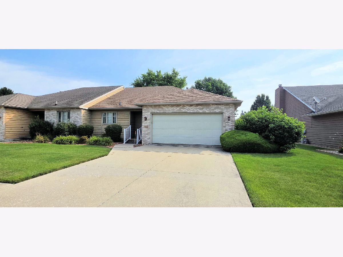  For Sale Bourbonnais Illinois, 1136 Meadows Walk