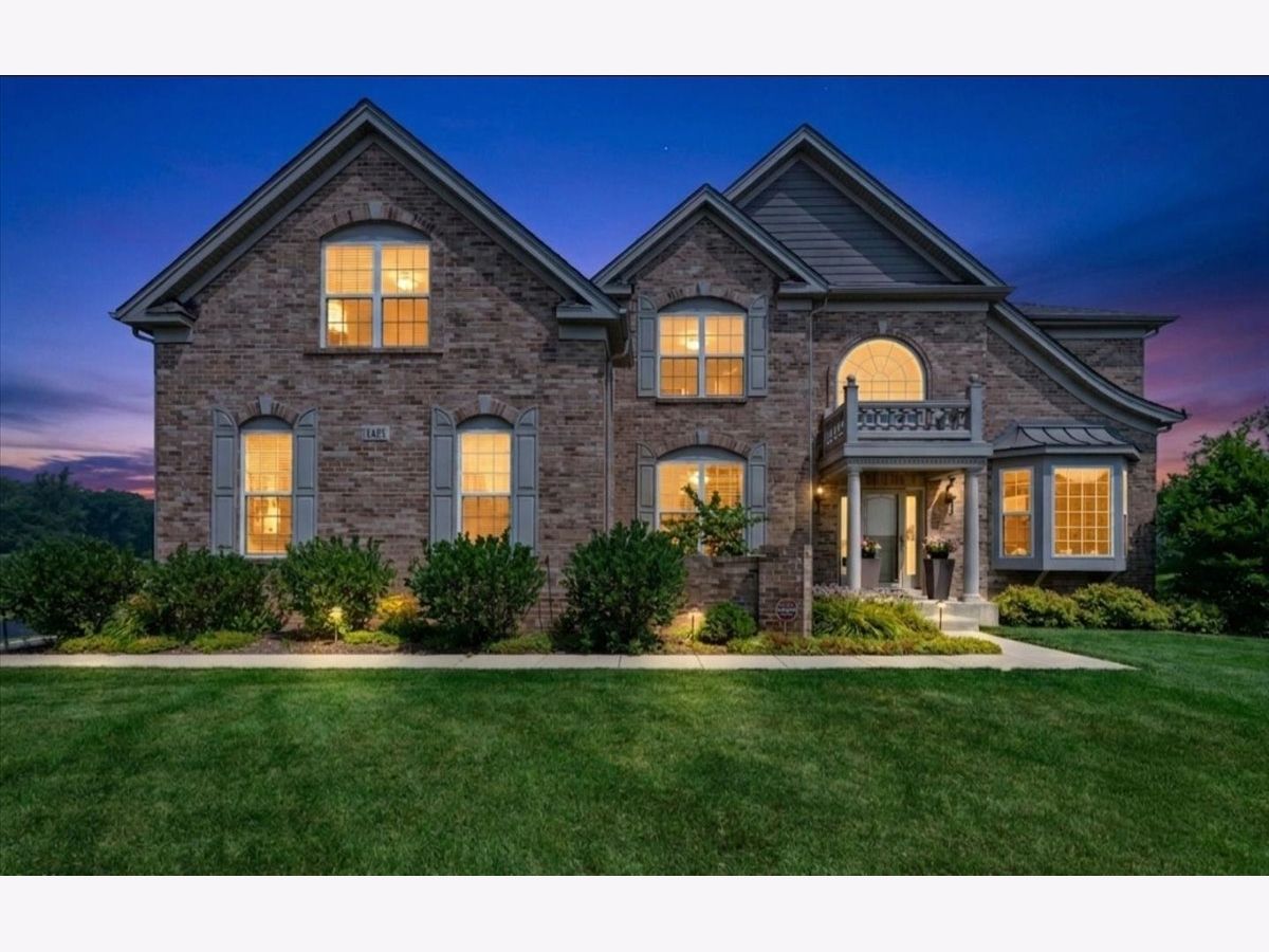 Homes & Townhomes For Sale Bowes Creek Country Club Elgin Illinois, 1451 Bethpage Circle
