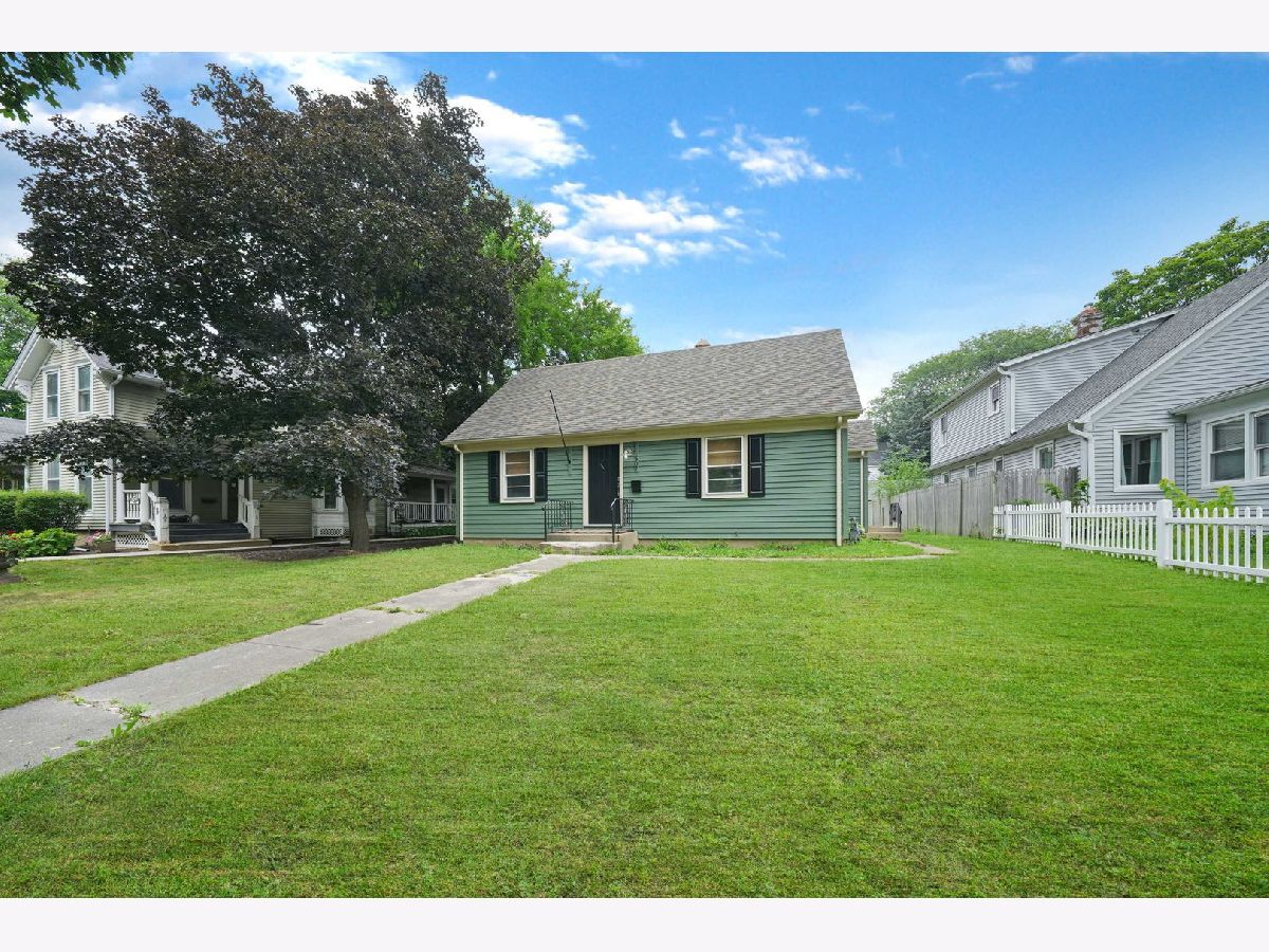  For Rent Wheaton Illinois, 507 Wesley