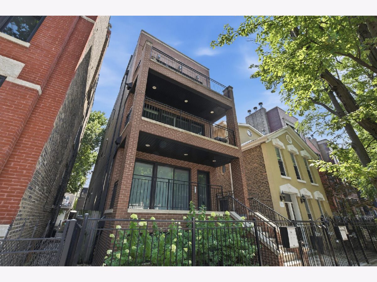  For Sale Chicago Illinois, 1817 Iowa Avenue
