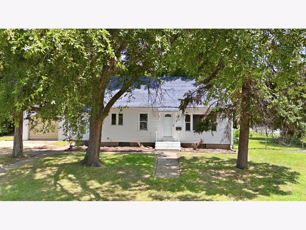  For Sale Camanche Iowa, 704 2nd Avenue