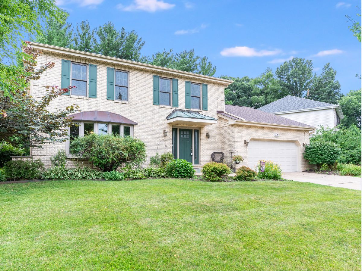  For Sale Lisle Illinois, 2315 Ridgewood Road