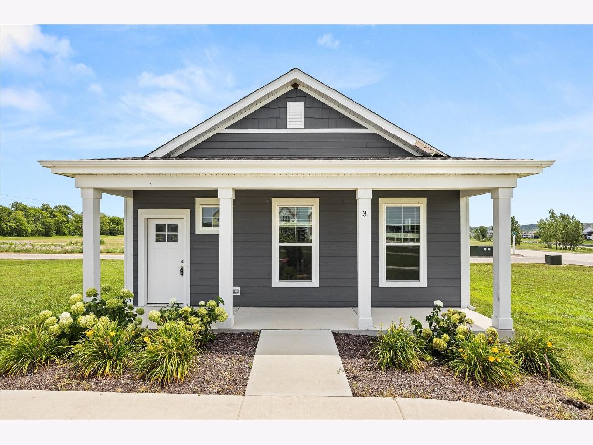 Homes & Condos & Townhomes For Sale Heritage Harbor Ottawa Illinois, 3 Dogwood Way