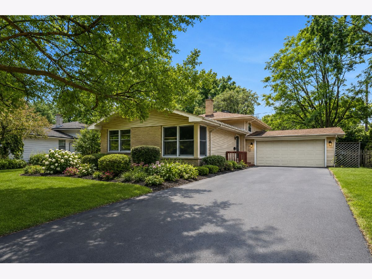 Homes For Sale Moser Highlands Naperville Illinois, 368 Sycamore Drive