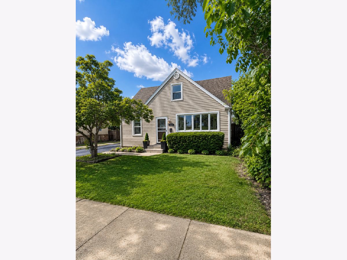  For Sale Worth Illinois, 7304 113th Place
