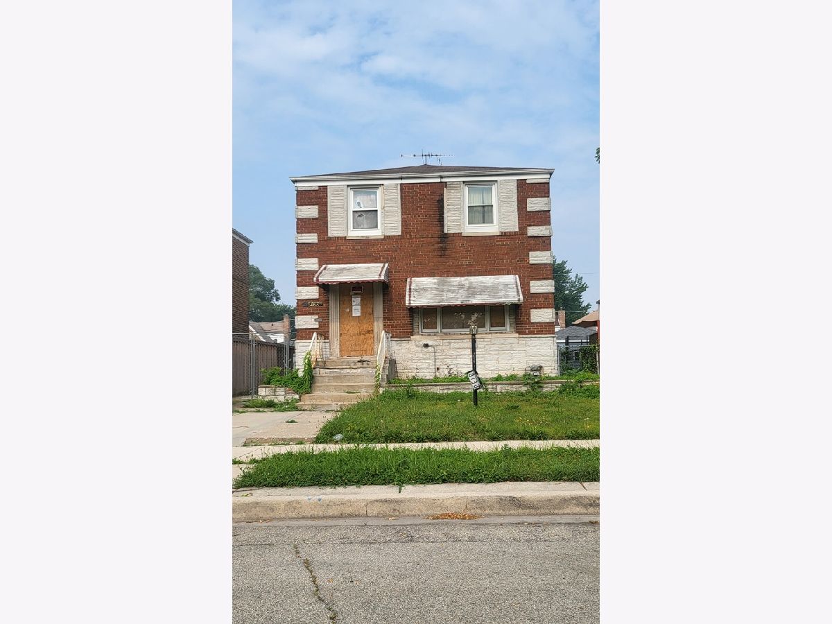  For Sale Chicago Illinois, 8130 Wentworth Avenue
