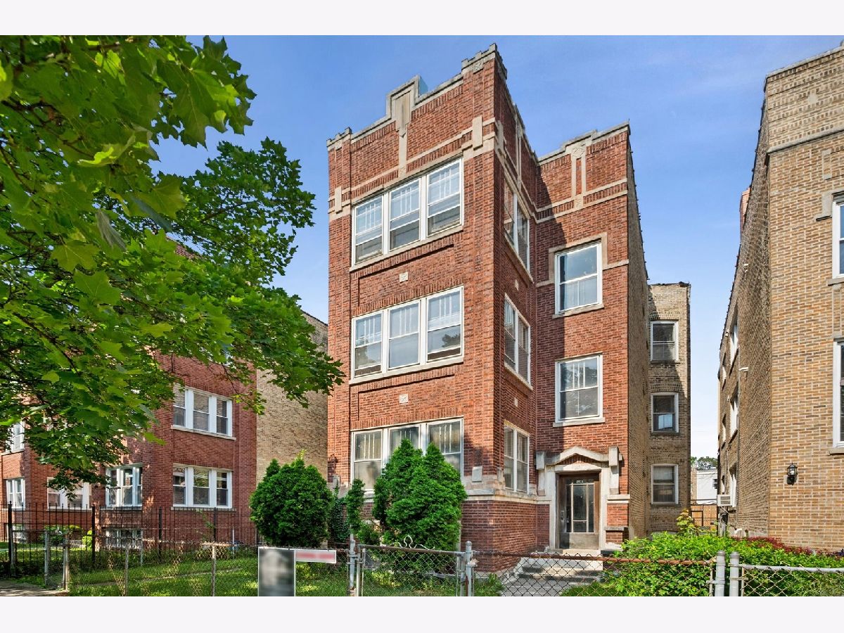  For Sale Chicago Illinois, 4924 Saint Louis Avenue