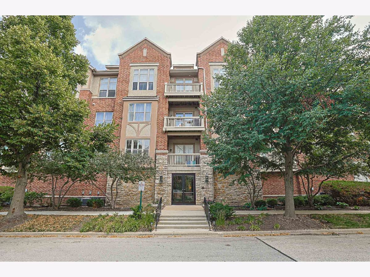  For Rent Northbrook Illinois, 1739 Tudor