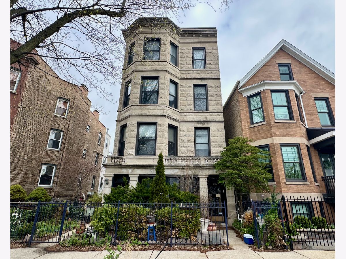  For Sale Chicago Illinois, 1628 Nelson Avenue