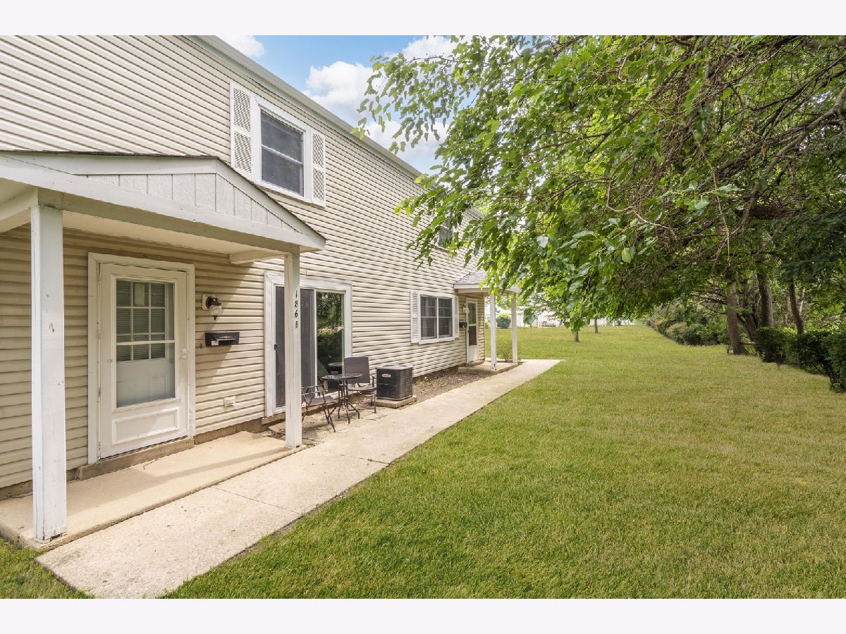  For Sale Bartlett Illinois, 186 Judith Court
