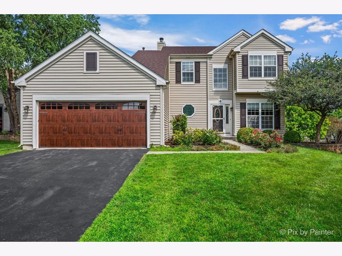 Homes For Sale Hidden Valley Lake In The Hills Illinois, 6 Elizabeth Court