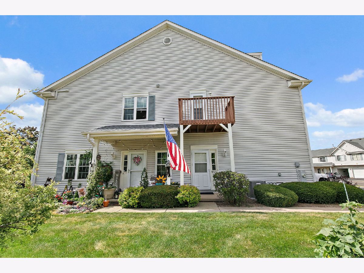  For Sale Woodstock Illinois, 1073 Castleshire Drive