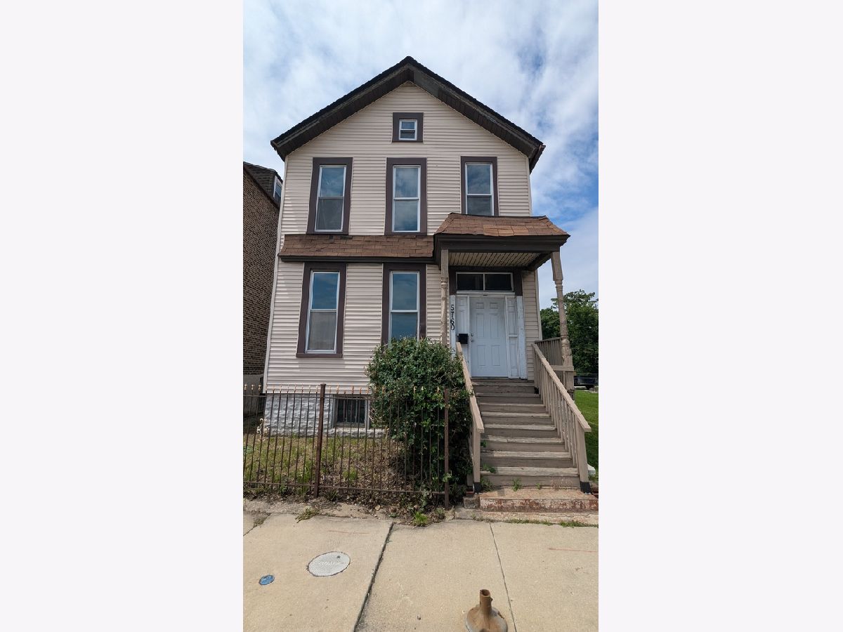  For Sale Chicago Illinois, 5760 Wells Street