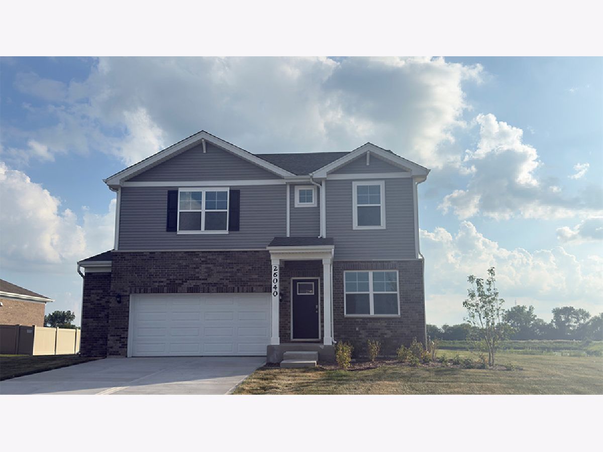  For Sale Manhattan Illinois, 26040 Castle Boulevard