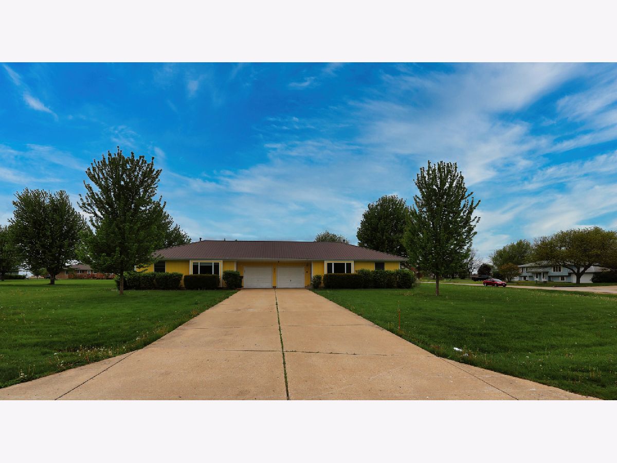  For Sale Somonauk Illinois, 2547 4645th Road