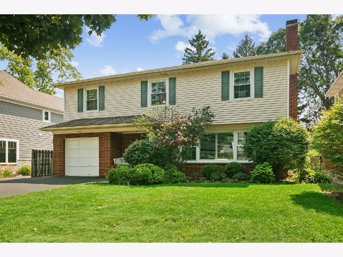 Homes & Condos & Townhomes For Sale Pioneer Park Arlington Heights Illinois, 511 Walnut Avenue